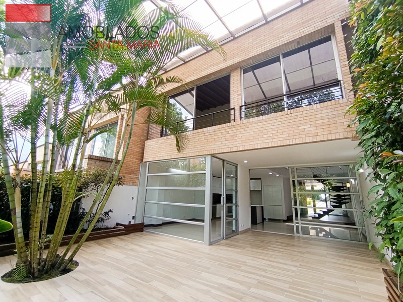 Single-family home for rent in Envigado, San Jorge. AS7306